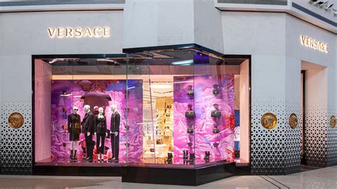 versace crystal mall las vegas|Versace Las Vegas Crystals .